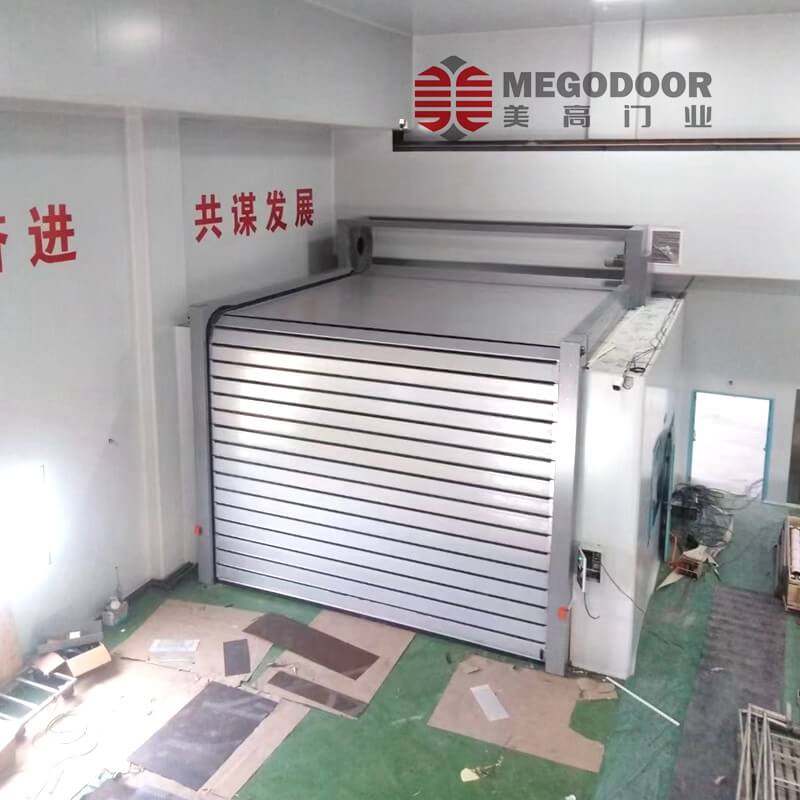 打磨房上配套的7字型渦輪硬質快速門產品：高效防護與車間環境優化的理想選擇插圖